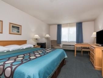 Super 8 By Wyndham Sheldon Hotel Стая снимка